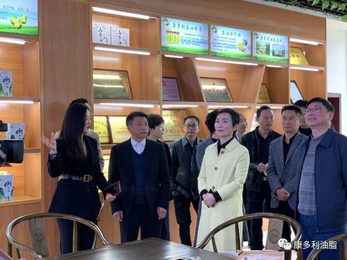 安鑫娱乐,油茶莳植生产加工销售,植物油莳植生产加工销售